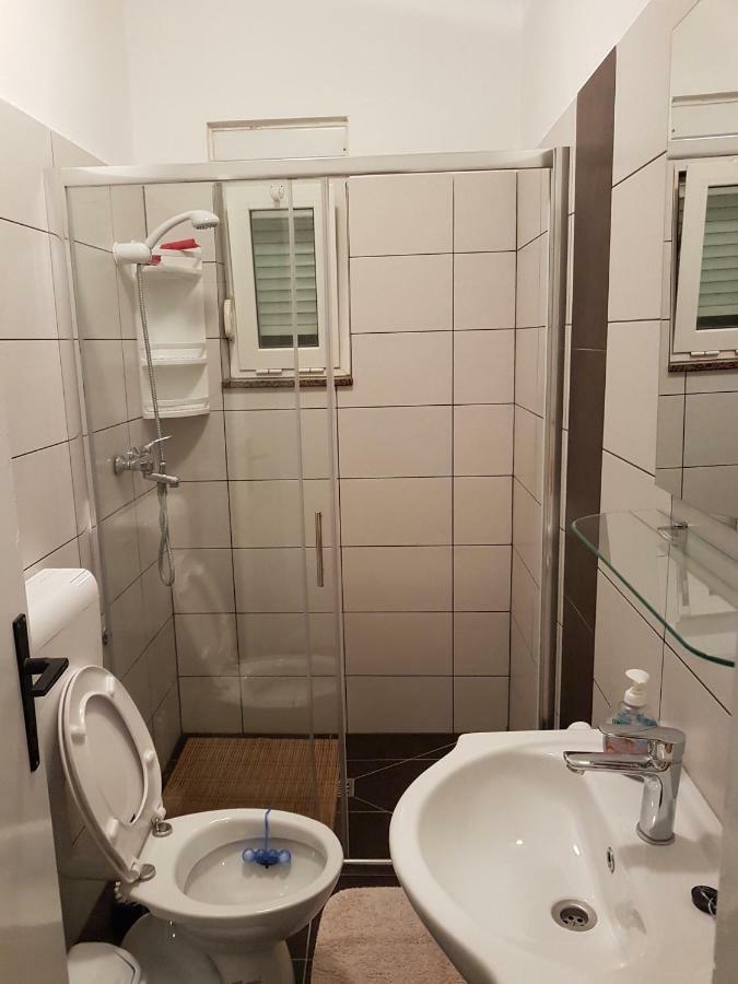 Apartmani Dubravka Bibinje Exterior foto